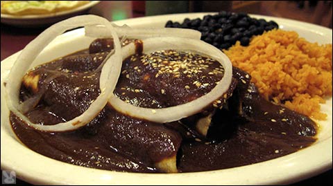 Chubby got the enchiladas de mole ($8.95):  which was seriously chocolaty 